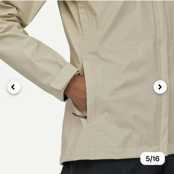 Patagonia Women's torrentshell rain jacket - Picture 5 of 12